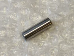KRYDSPIND 10 x 32 MM.