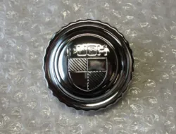BENZINDÆKSEL PUCH LOGO, BAJONET