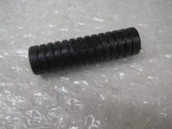 KICKSTARTER, GUMMI MED PUCH LOGO PVC