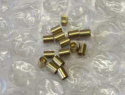 LODDE NIPEL, MESSING 3 X 4 MM.