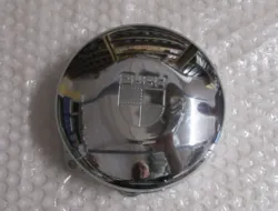 MAXI MAGNETDÆKSEL, KROM, PRÆGET PUCH LOGO