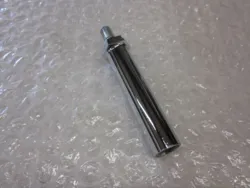 BLINKLYGTE HOLDER, 64 MM LANG, KROM