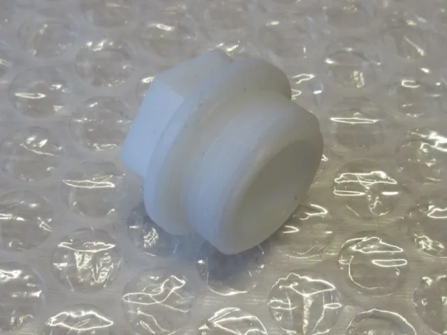 CENTRERSKRUE PLAST M22 X 1,5 - HVID/CREME