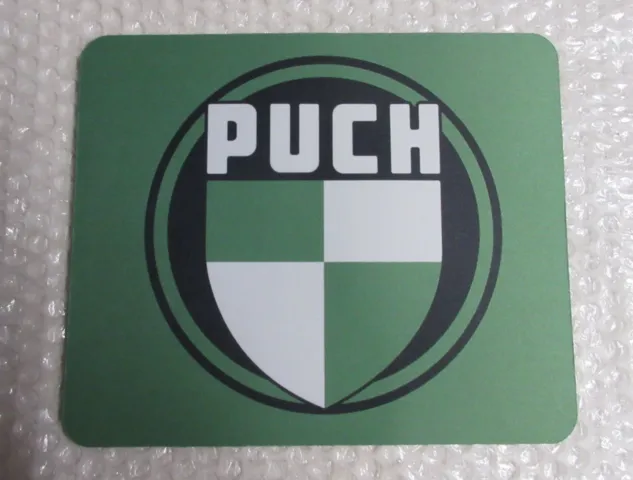 PUCH MUSEMÅTTE, MED STOR PUCH LOGO