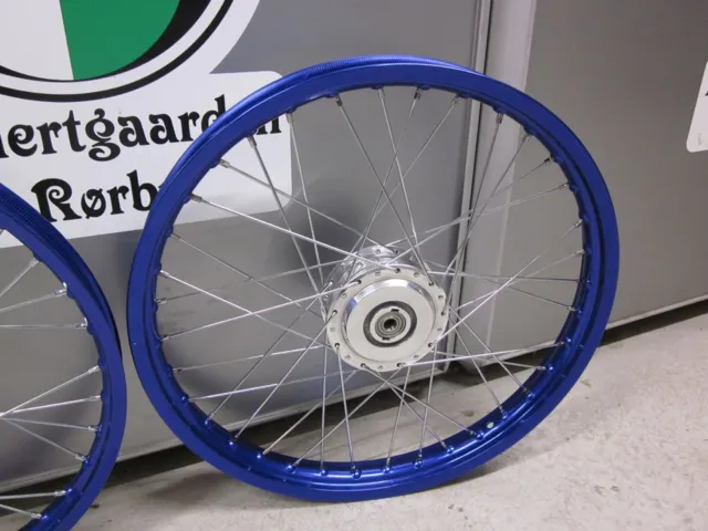 EGERHJULSÆT, 17" BLÅ ELOXERET 17 x 1,20, PUCH MAXI