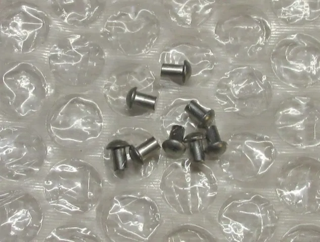 NITTE 2,6 X 6 MM.