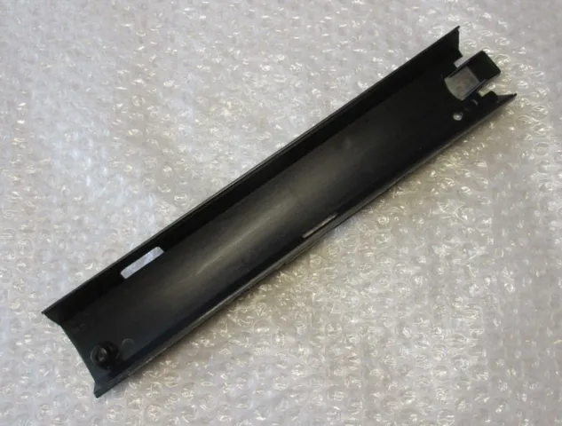 MAXI KABEL HOLDER / SKINNE, SORT
