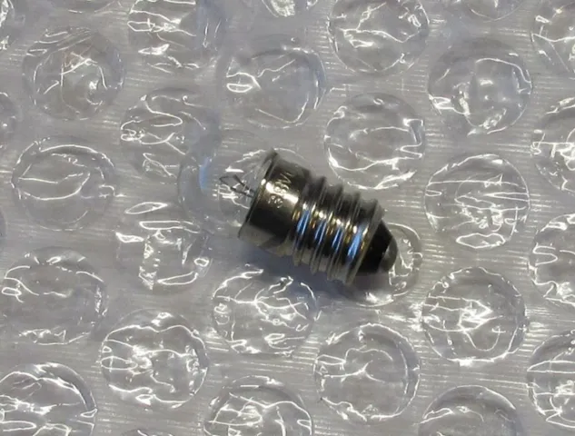 BAGLYGTE PÆRE, ( SOKKEL E10 ) 12 VOLT 4 WATT.