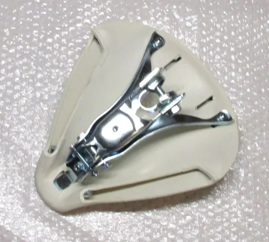 "BATEGU" MODEL SADEL, BEIGE