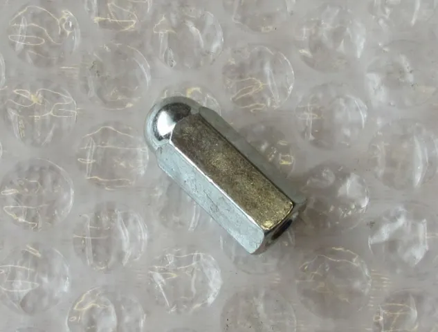 CYLINDERMØTRIK M6