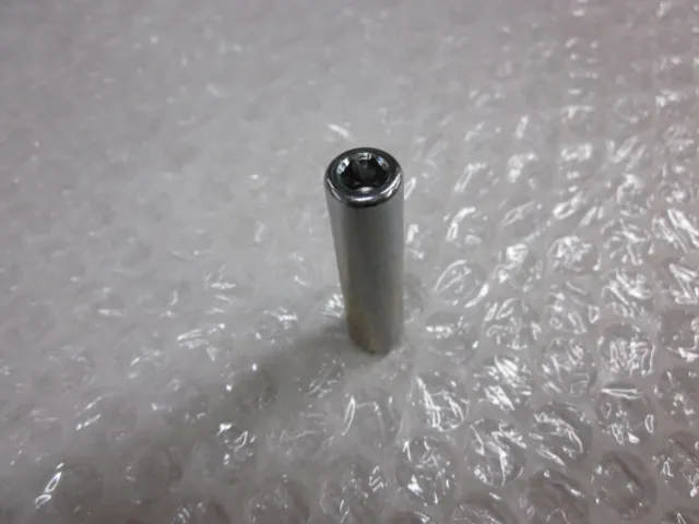 CYLINDER MØTRIK M6 X 40 MM. UNBRAKO