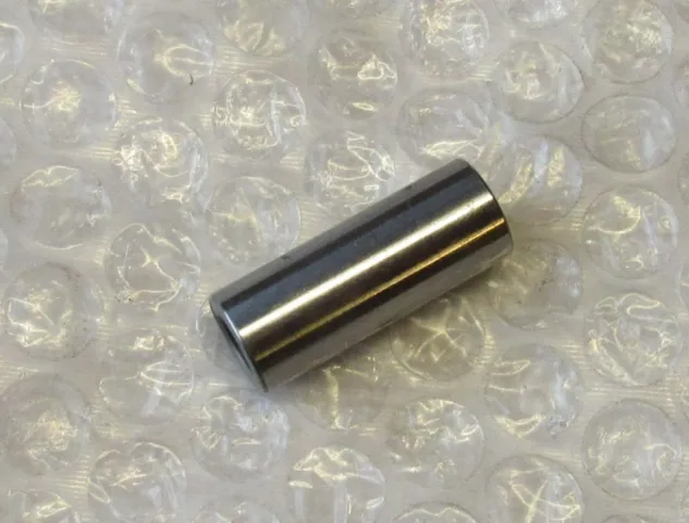 KRYDSPIND 12 x 32 MM.