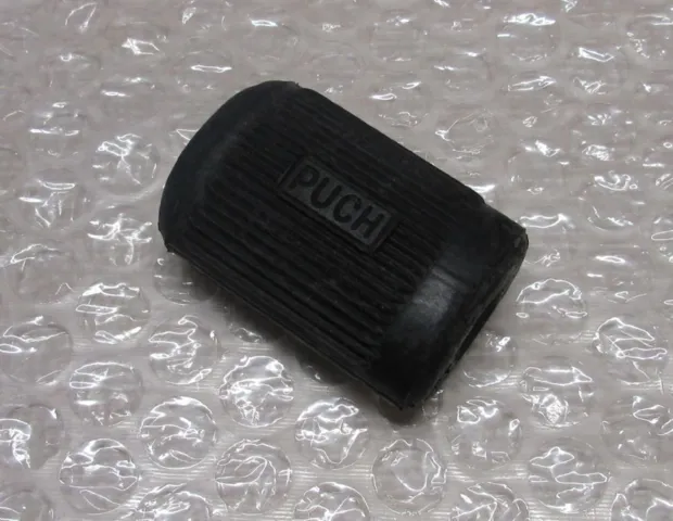 GUMMI, BREMSE & GEARPEDAL MED PUCH LOGO