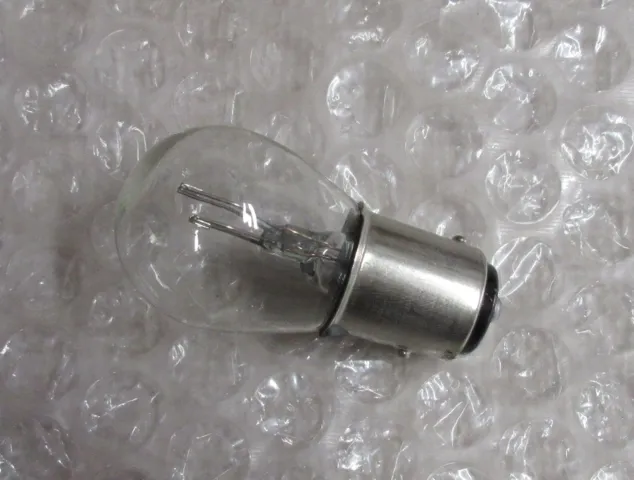 BAGLYGTE PÆRE, (BAY15D) 12 VOLT 21/5 WATT.