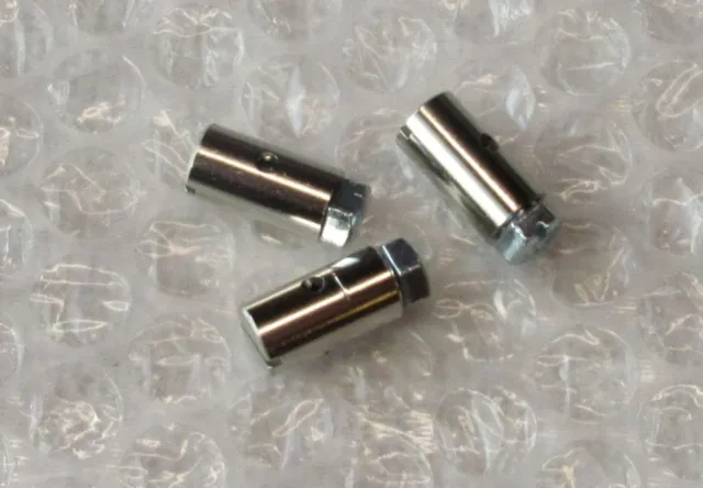 KABEL NIPPEL MED SKRUE, 8 X 15 MM.