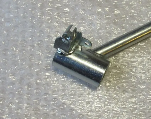BREMSEPEDAL UDF. II, CENTERMONTERET KONTAKT