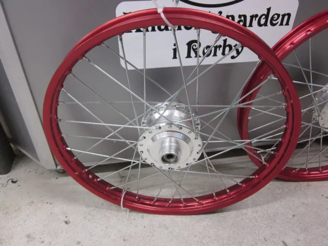 EGERHJULSÆT, 17" RØD ELOXERET 17 x 1,20, PUCH MAXI