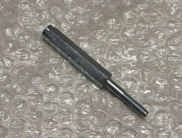 SPECIALSKRUE M6 X 90, A-55,5